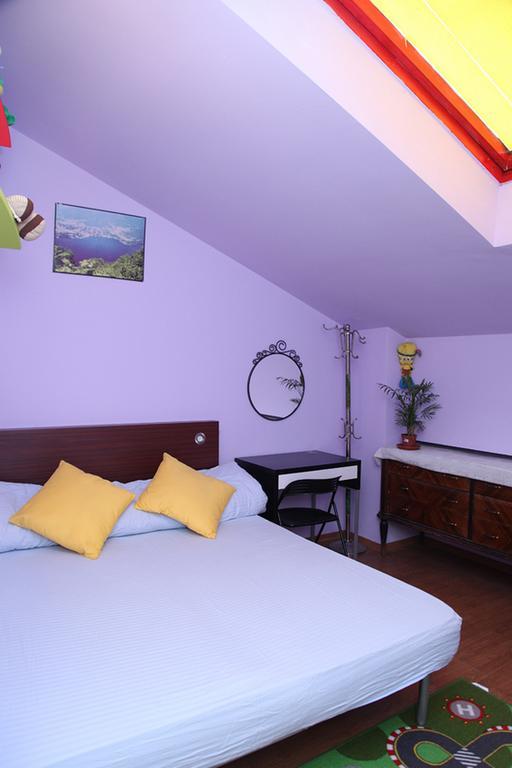 Lovely House Hotel Milaan Buitenkant foto
